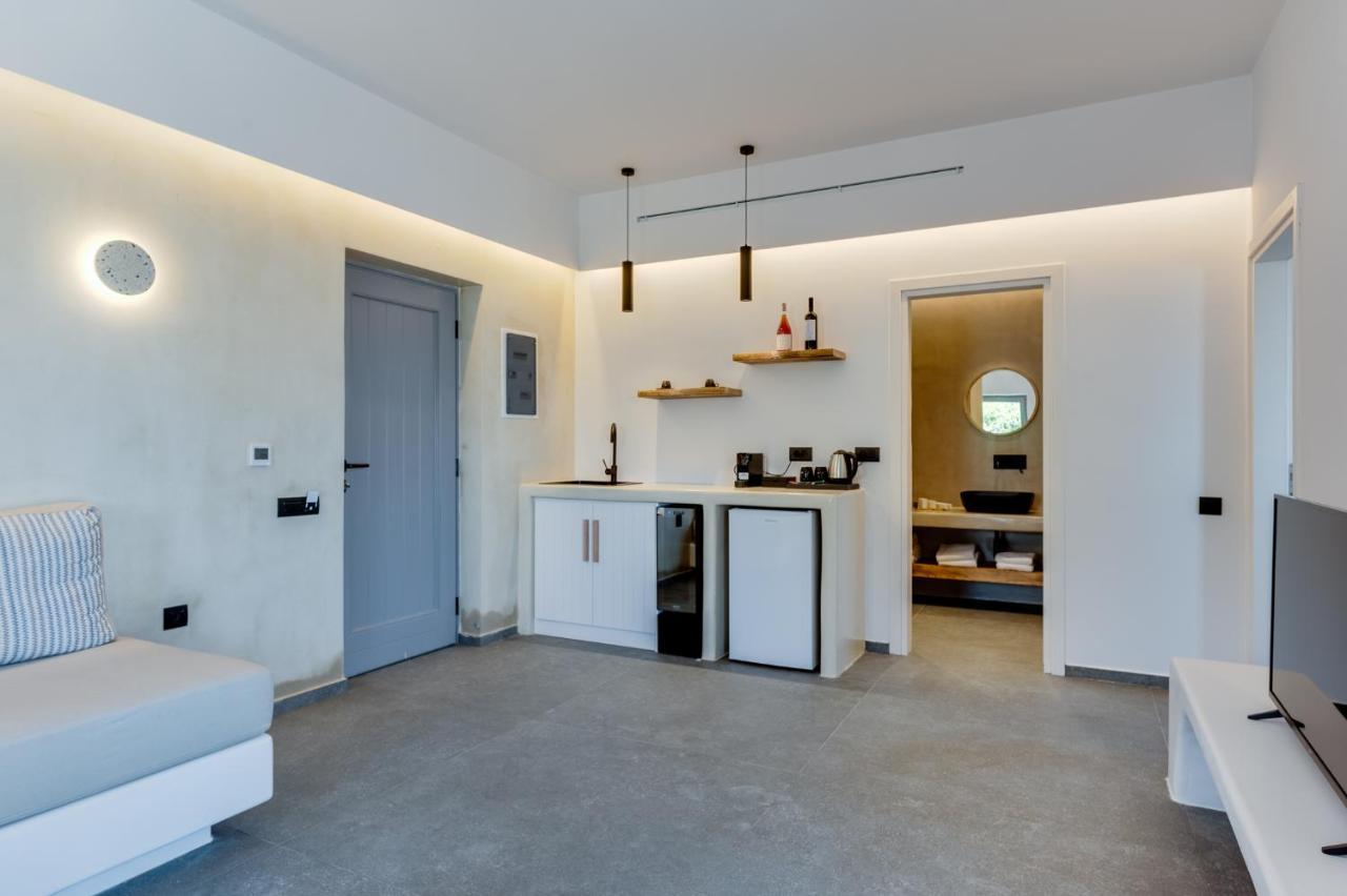 Elements Cozy Suites Pyrgos Kültér fotó